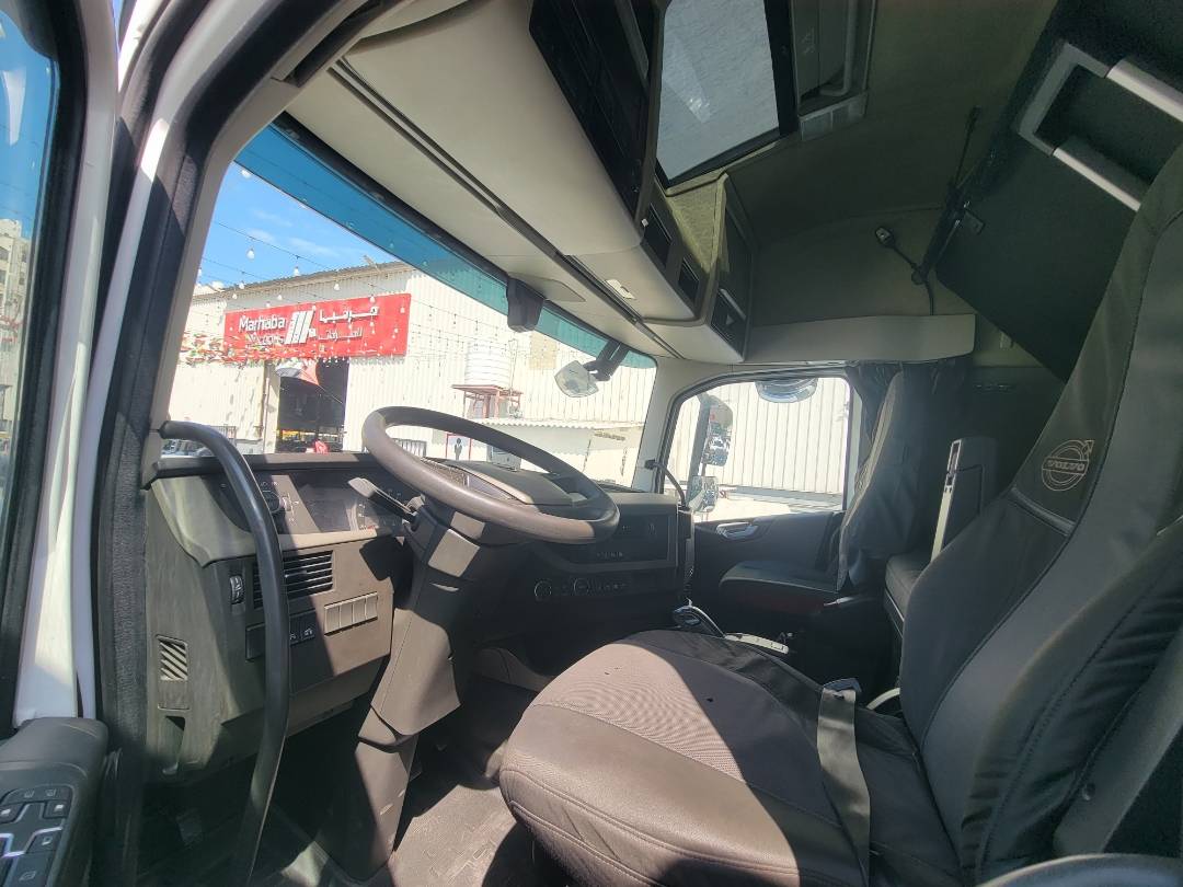 2018 VOLVO FH-Series — 914012 KM — Lot B875247 — Main - Marhaba Auctions Used Cars - Image 7