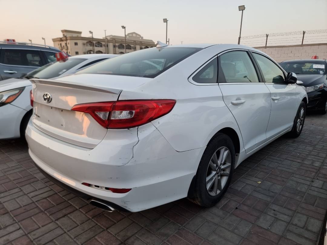 2015 HYUNDAI SONATA — 166702 Miles — Lot 214578 — Ind. 12 - Marhaba Auctions Used Cars - Image 3