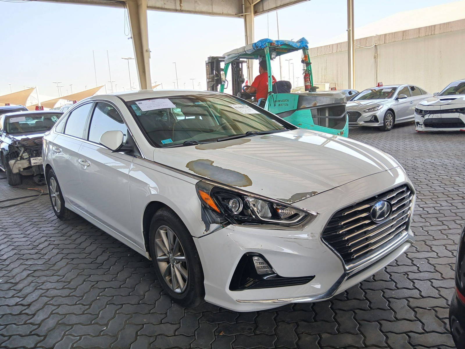2018 HYUNDAI SONATA — 106067 Miles — Lot 41469725 — Main - Marhaba Auctions Used Cars - Image 4