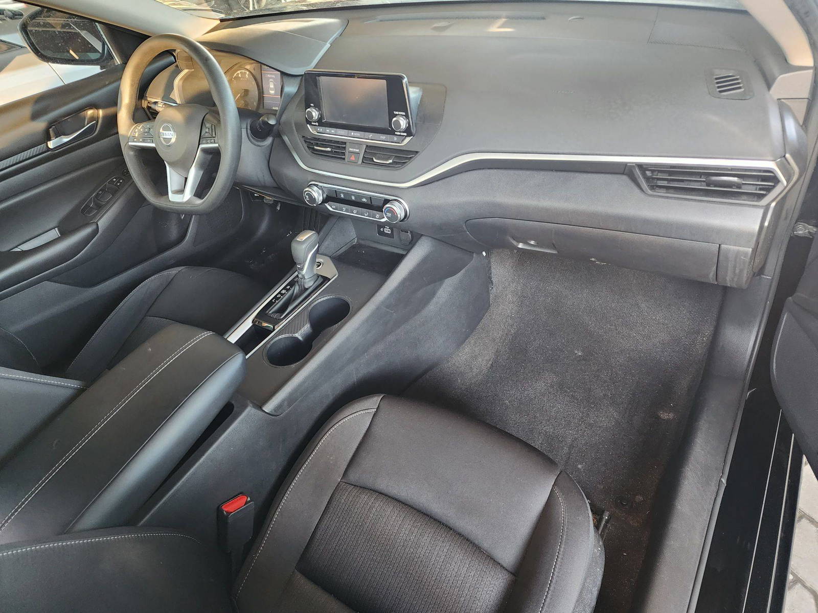 2021 NISSAN ALTIMA — 46488 Miles — Lot 37740952 - Marhaba Auctions Used Cars - Image 5