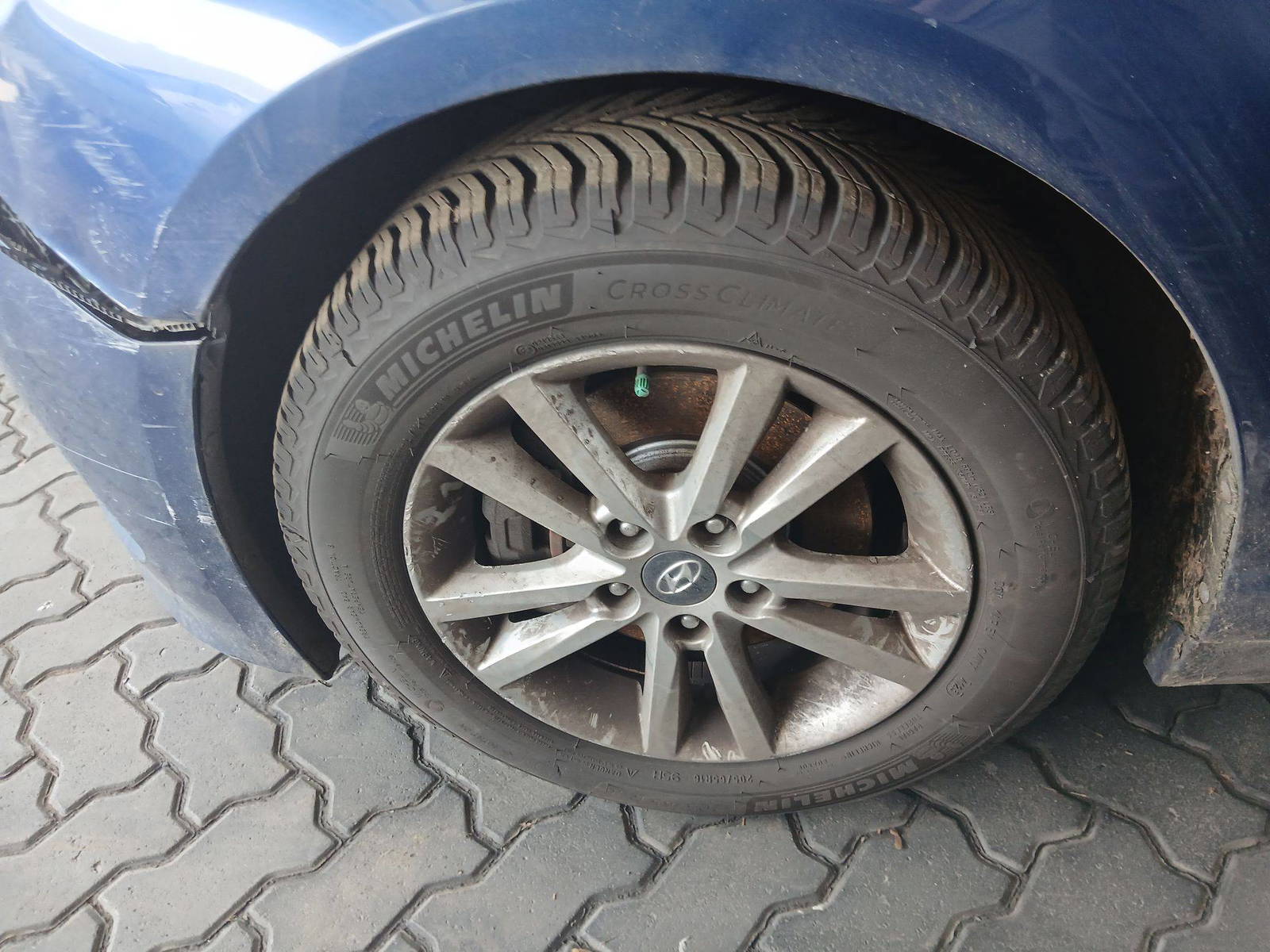 2015 HYUNDAI SONATA — 175065 KM — Lot 07831 — Souq - Marhaba Auctions Used Cars - Image 9