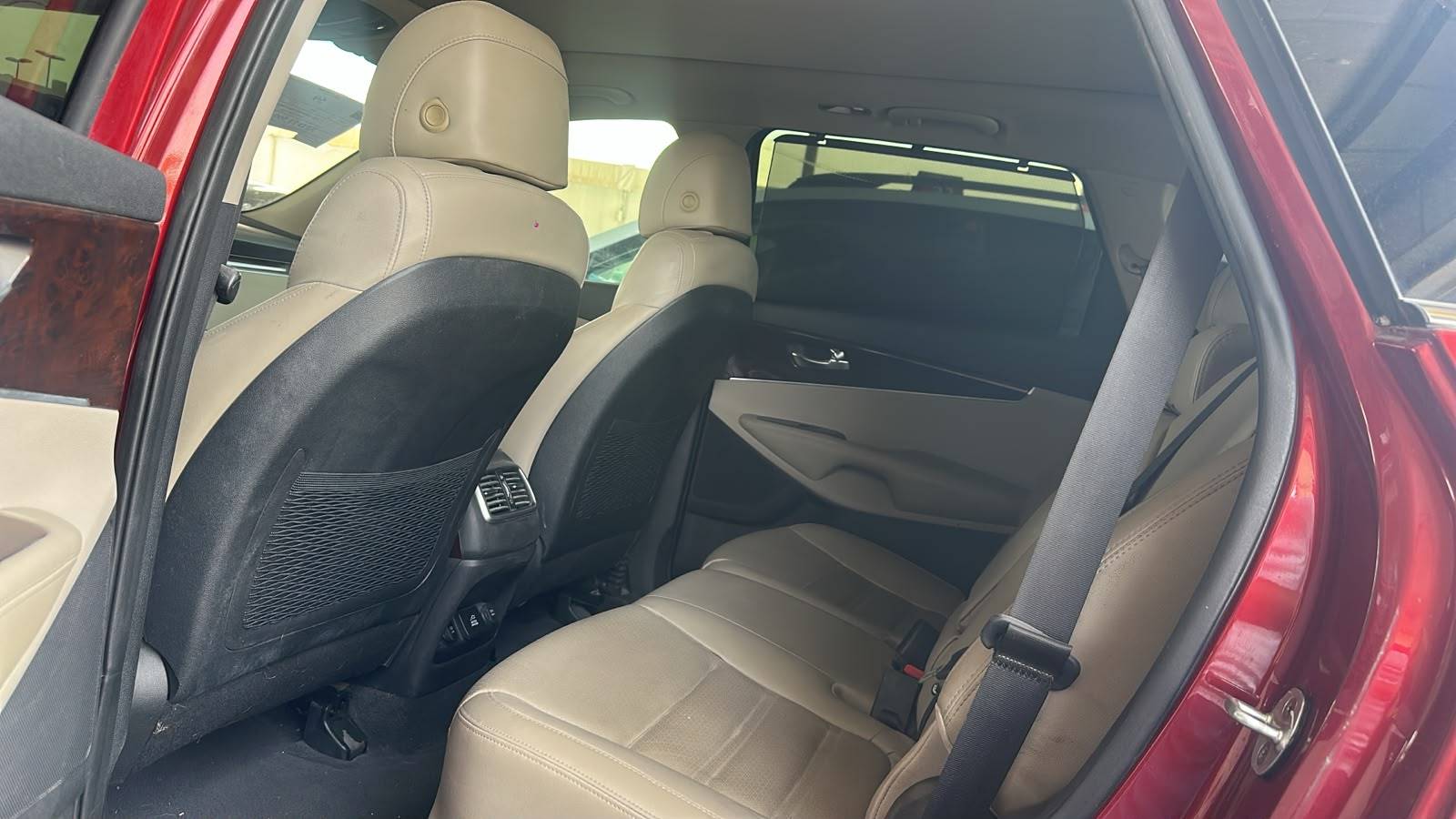 2017 KIA SORENTO — 96366 Miles — Lot HG209091 — Souq - Marhaba Auctions Used Cars - Image 12
