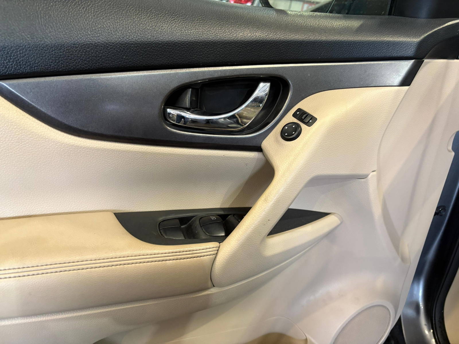 2016 NISSAN ROGUE — 98587 Miles — Lot GP618036 — Main - Marhaba Auctions Used Cars - Image 9