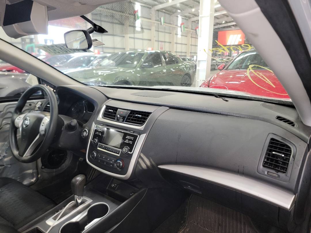 2017 NISSAN ALTIMA — 189630 Miles — Lot 80518793 - Marhaba Auctions Used Cars - Image 4
