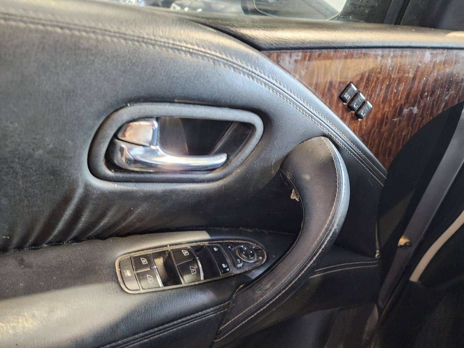 2019 NISSAN ARMADA — 155266 Miles — Lot 10220 — Main - Marhaba Auctions Used Cars - Image 13