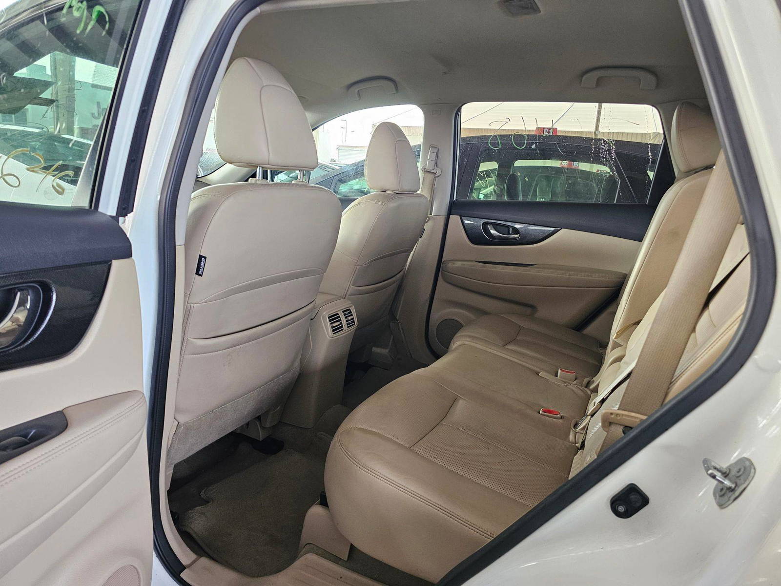 2014 NISSAN ROGUE — 159237 Miles — Lot EC830117 — Souq - Marhaba Auctions Used Cars - Image 6