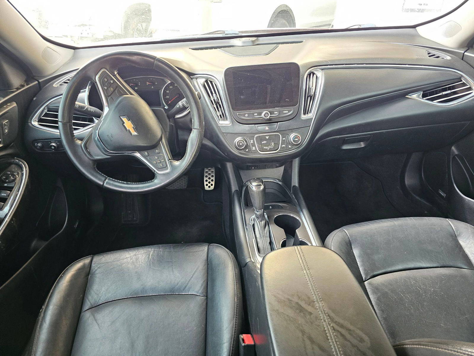 2017 CHEVROLET MALIBU — 195104 KM — Lot HF157375 — Souq - Marhaba Auctions Used Cars - Image 7