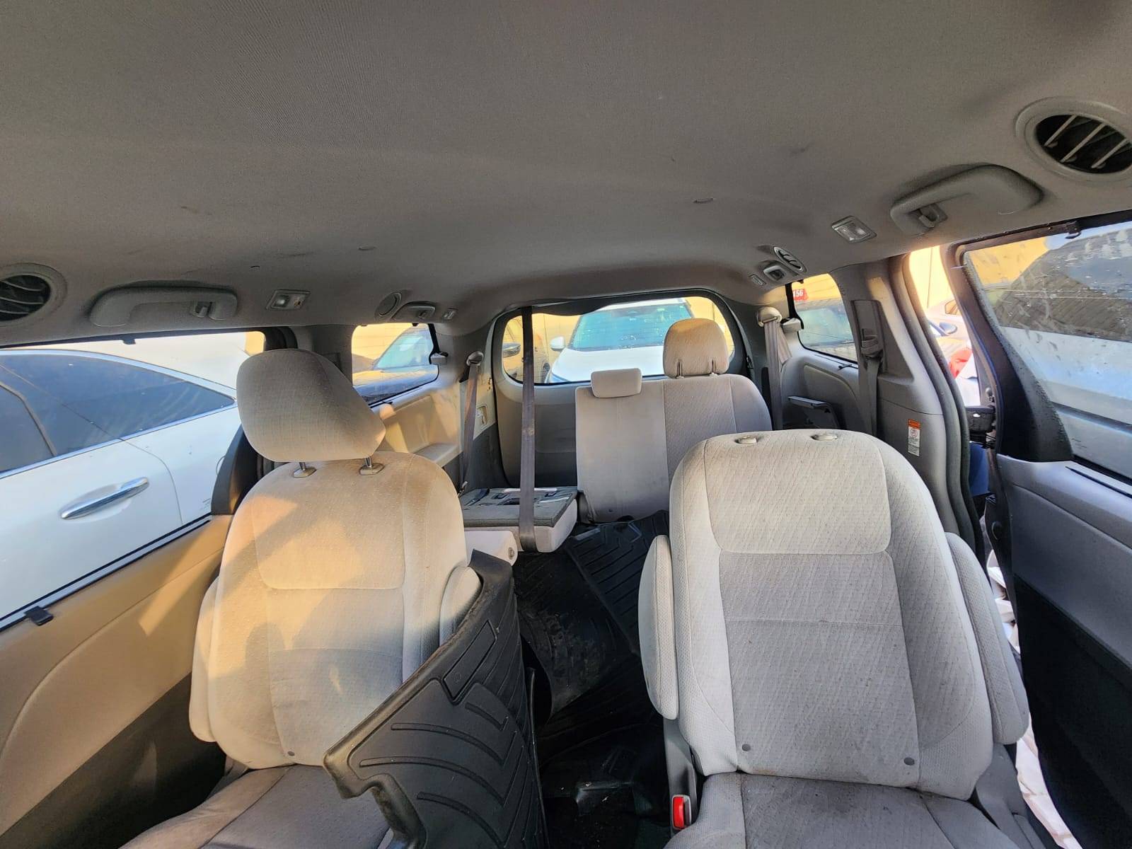 TOYOTA SIENNA 2015 - Marhaba Auction Used Cars - Image 8
