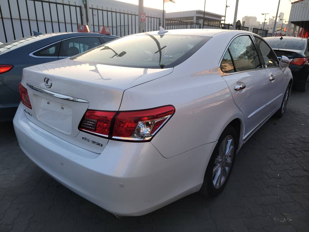 2011 LEXUS ES 350 — 159925 Miles — Lot 2444260 - Marhaba Auctions Used Cars - Image 3