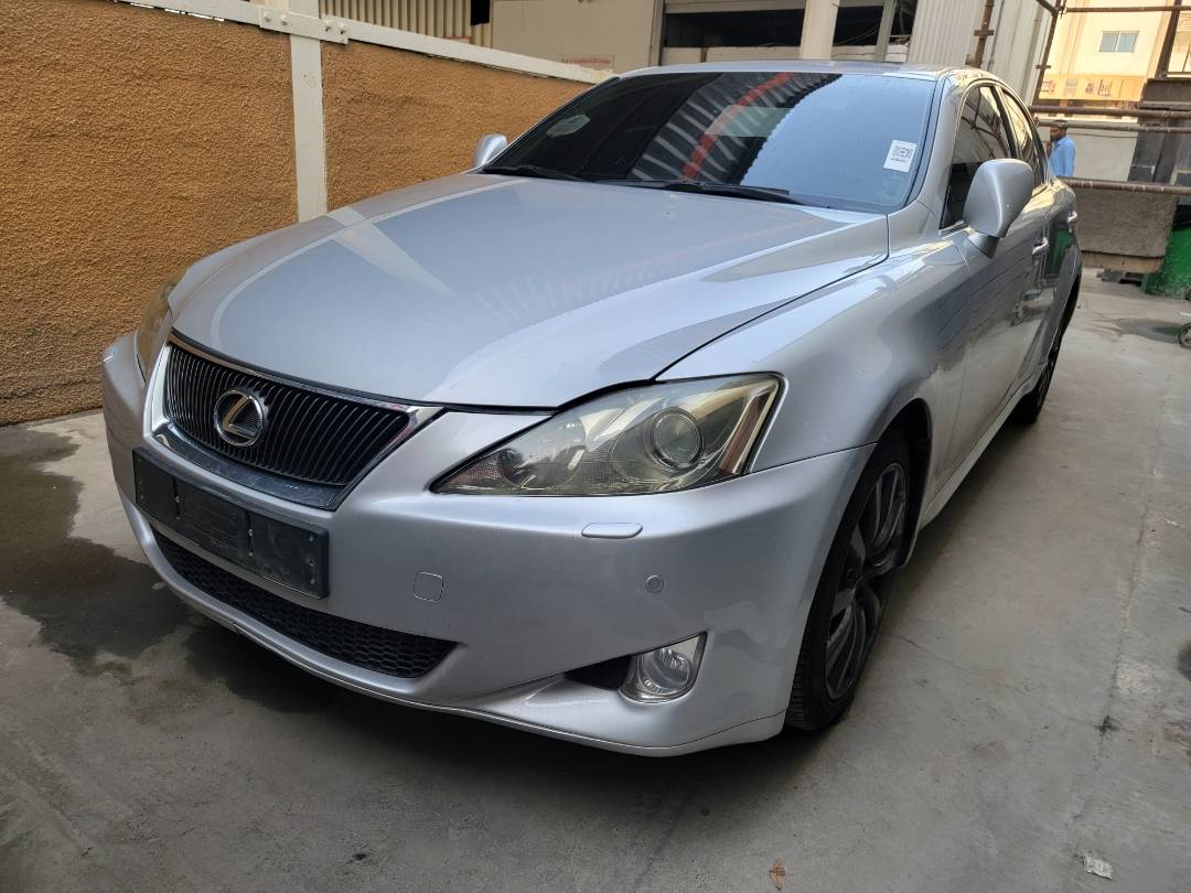 2006 LEXUS IS 250 — 243629 KM — Lot 002685 — Main - Marhaba Auctions Used Cars - Image 5