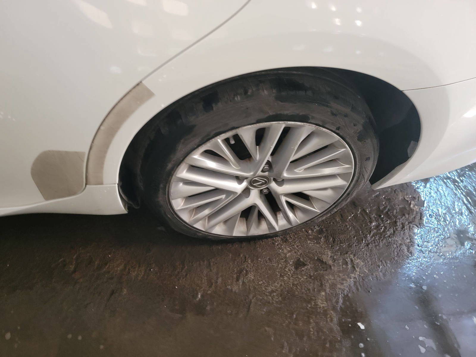 LEXUS ES 350 2014 - Marhaba Auction Used Cars - Image 6