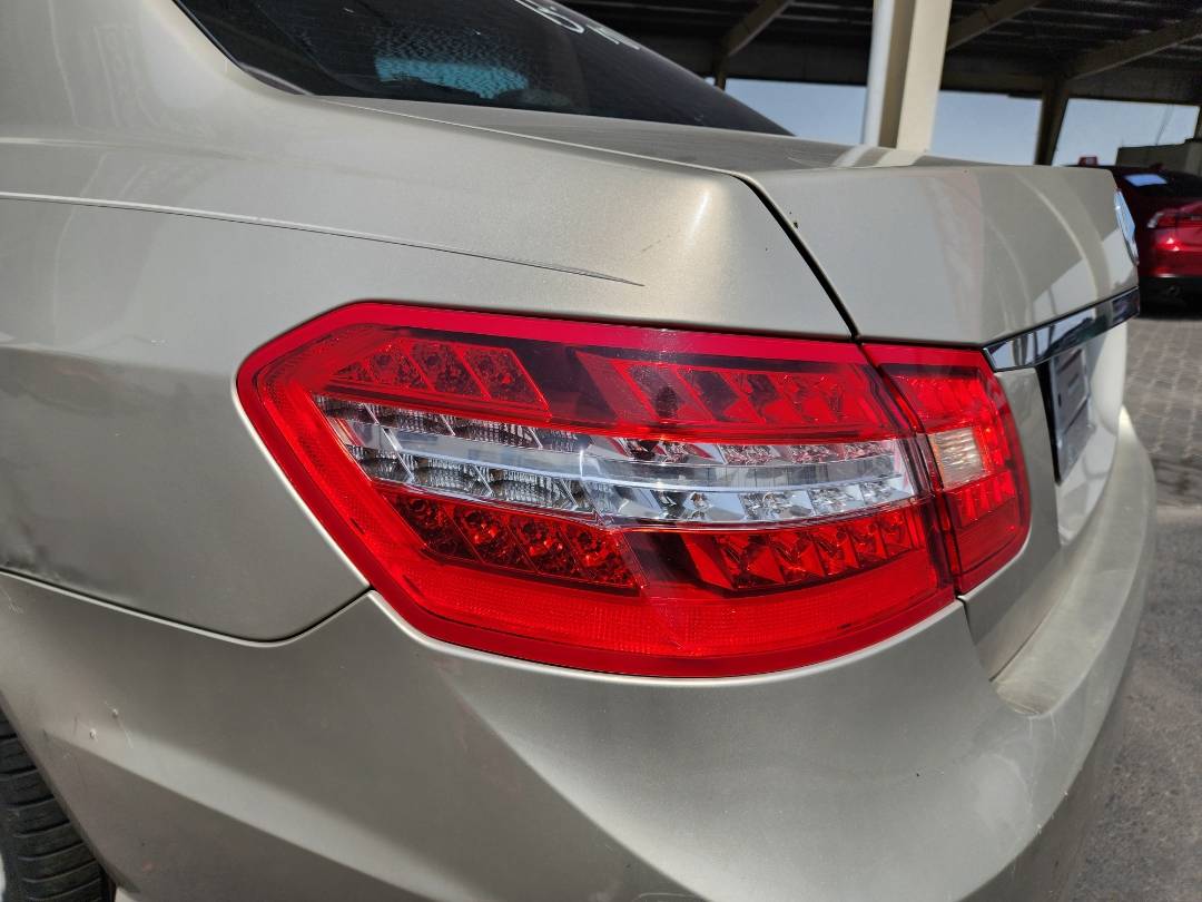 2010 MERCEDES BENZ E 350 — 136517 Miles — Lot 57462084 — Ind. 12 - Marhaba Auctions Used Cars - Image 11