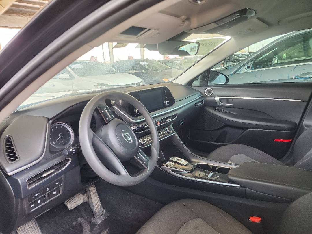 2022 HYUNDAI SONATA — 47099 Miles — Lot 39118429 — Souq - Marhaba Auctions Used Cars - Image 6