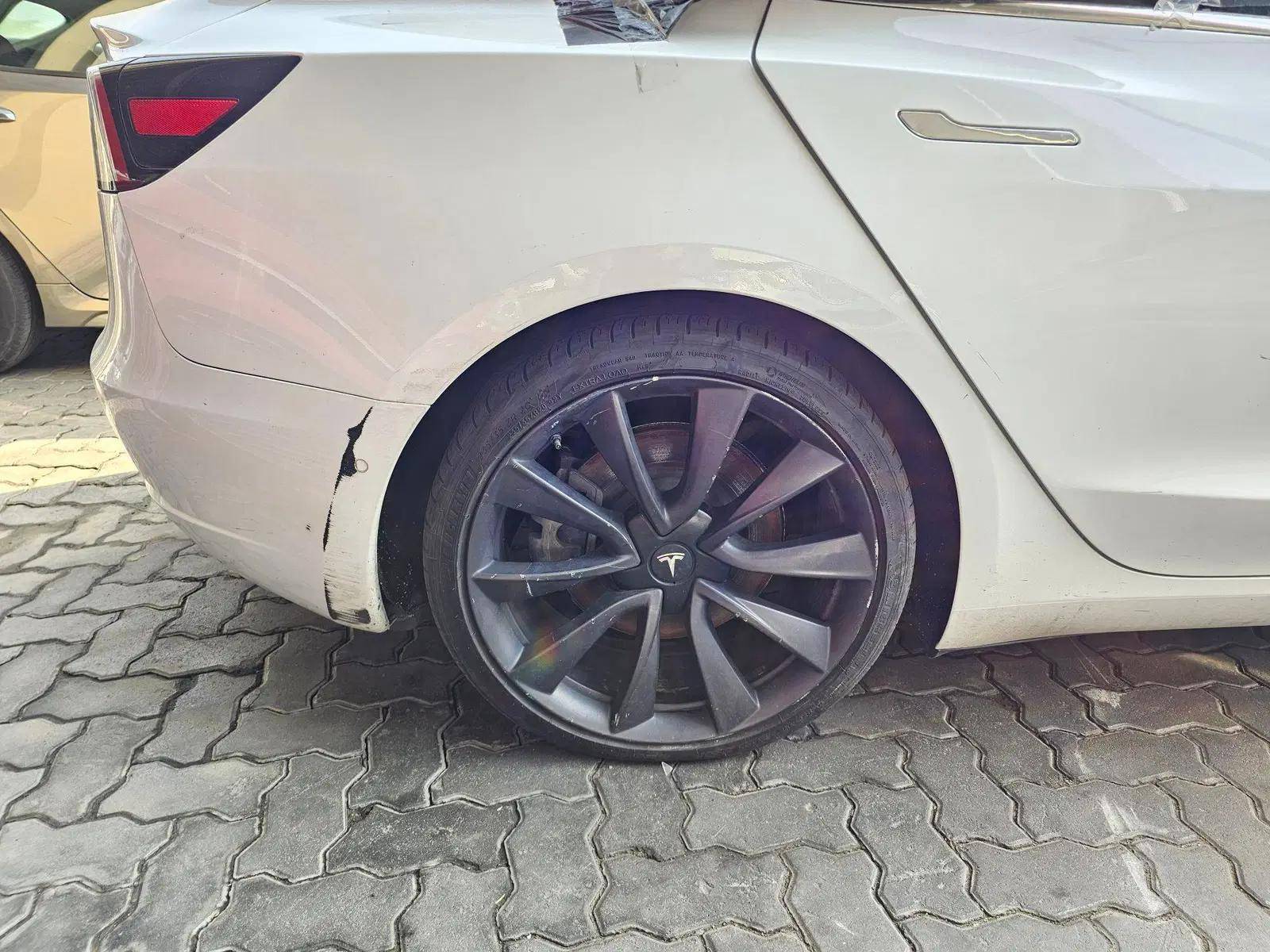TESLA MODEL 3 2019 - Marhaba Auctions Used Cars - Image 9