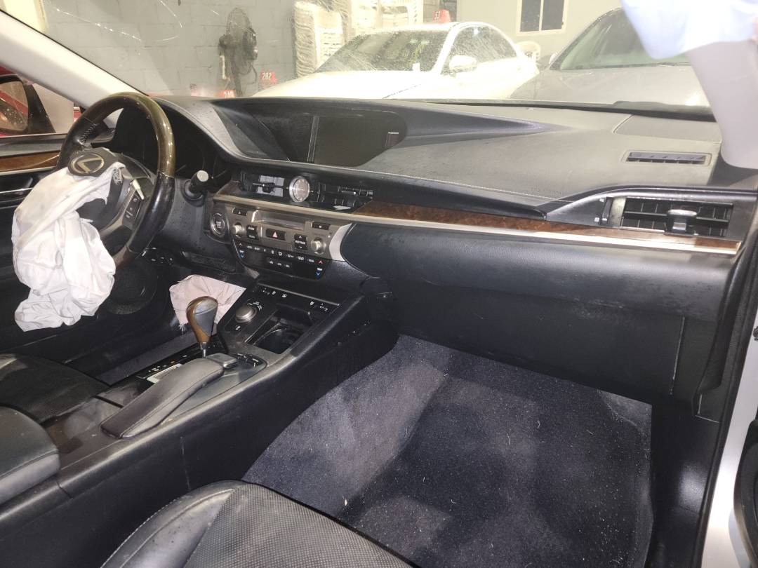 2015 LEXUS ES 350 — 126037 Miles — Lot 2208901 - Marhaba Auctions Used Cars - Image 5
