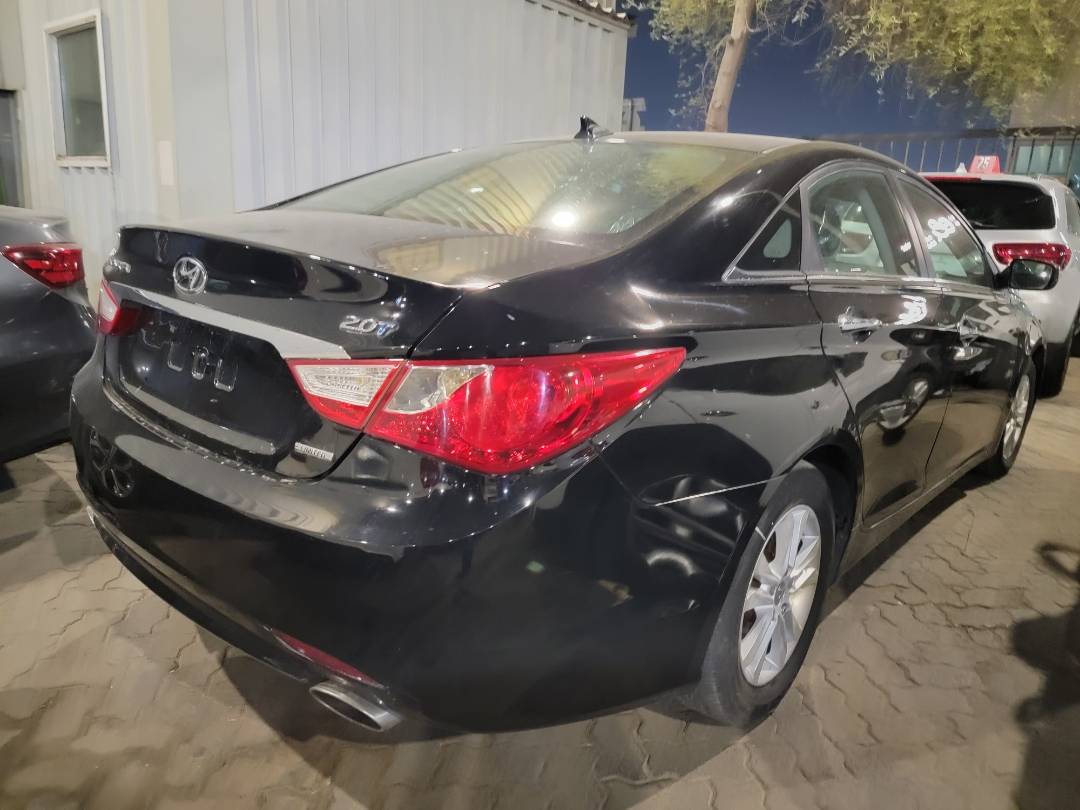 2013 HYUNDAI SONATA — 189829 Miles — Lot DH729688 — Main - Marhaba Auctions Used Cars - Image 4