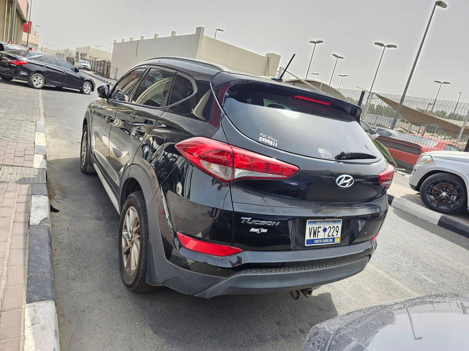 2017 HYUNDAI TUCSON — 159725 Miles — Lot 1252230 — Souq - Marhaba Auctions Used Cars - Image 5