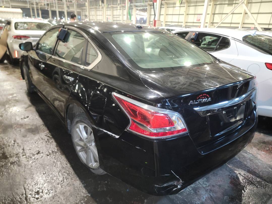 2015 NISSAN ALTIMA — 209349 Miles — Lot 37348095 - Marhaba Auctions Used Cars - Image 3