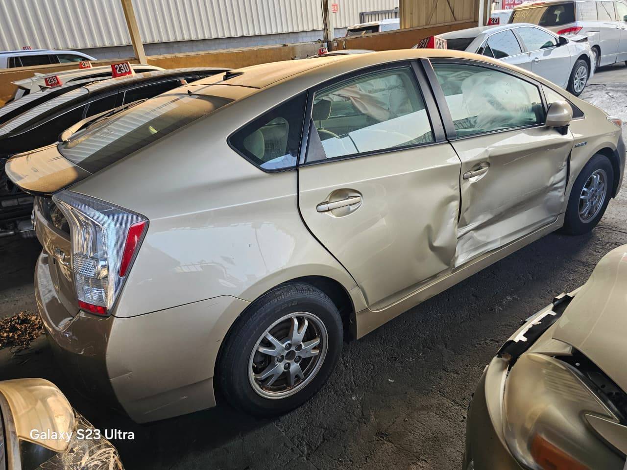 2011 TOYOTA PRIUS — 261573 Miles — Lot 43189391 — Ind. 12 - Marhaba Auctions Used Cars - Image 7