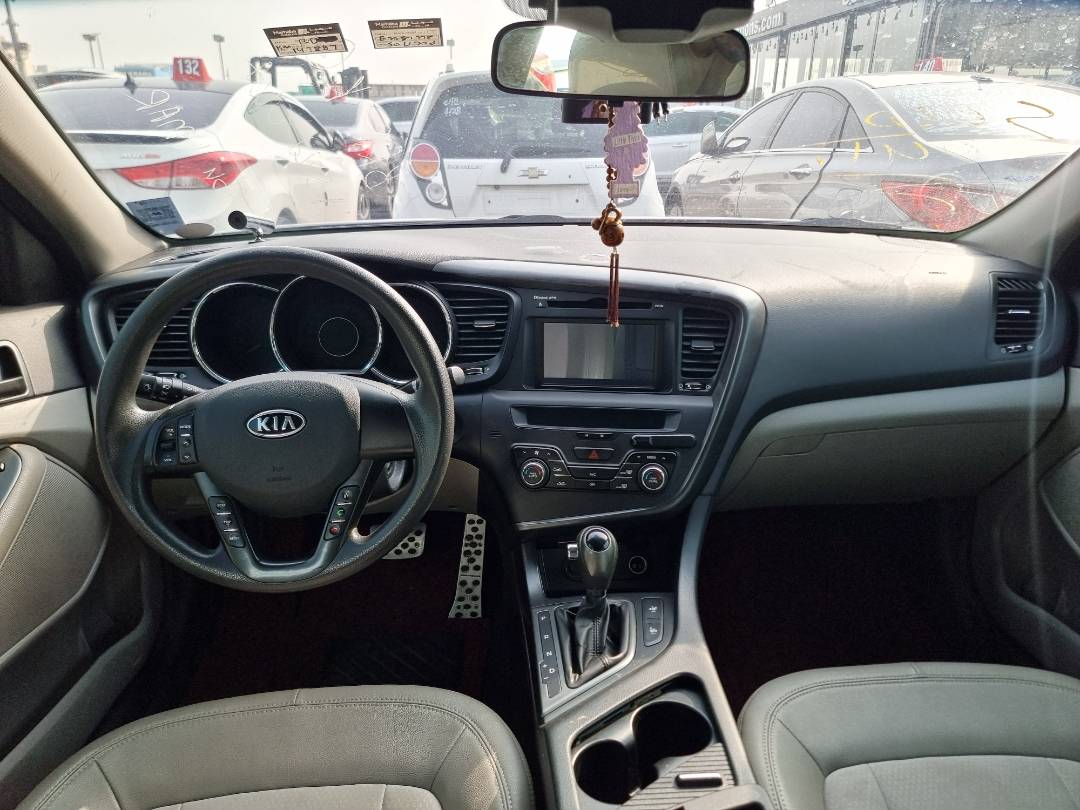 2012 KIA K5 — 143887 KM — Lot 214578 — Main - Marhaba Auctions Used Cars - Image 7
