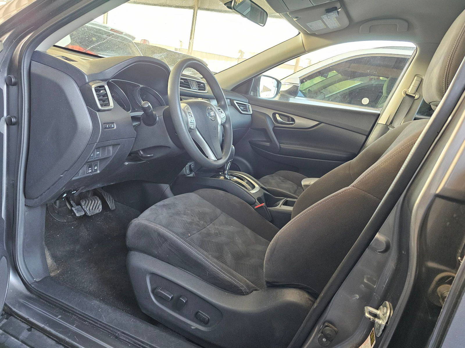 2015 NISSAN ROGUE — 191566 Miles — Lot MV6FP531765 — Souq - Marhaba Auctions Used Cars - Image 8