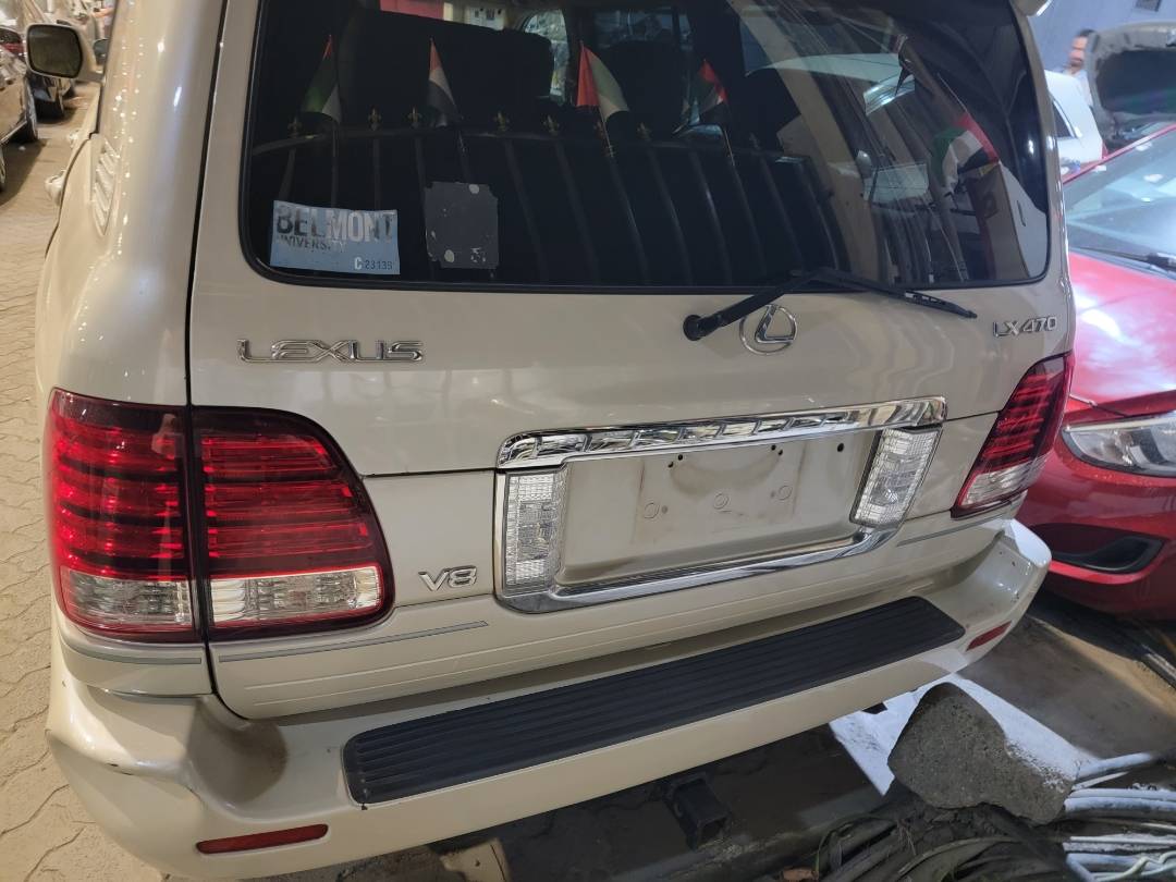 2006 LEXUS LX 470 — 199949 Miles — Lot 964006473 — Main - Marhaba Auctions Used Cars - Image 11