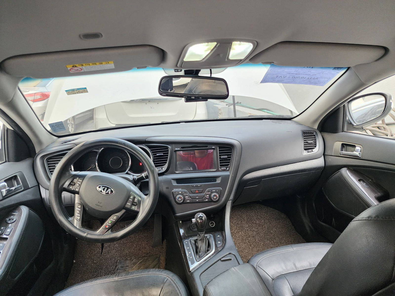 2013 KIA K5 — 99809 KM — Lot 397477 — Al Quoz - Marhaba Auctions Used Cars - Image 8