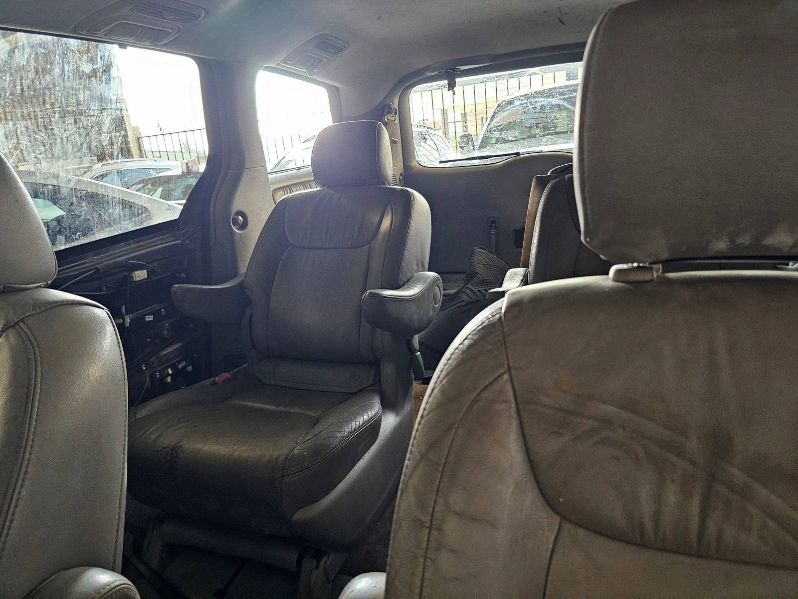 TOYOTA SIENNA 2008 - Marhaba Auction Used Cars - Image 7