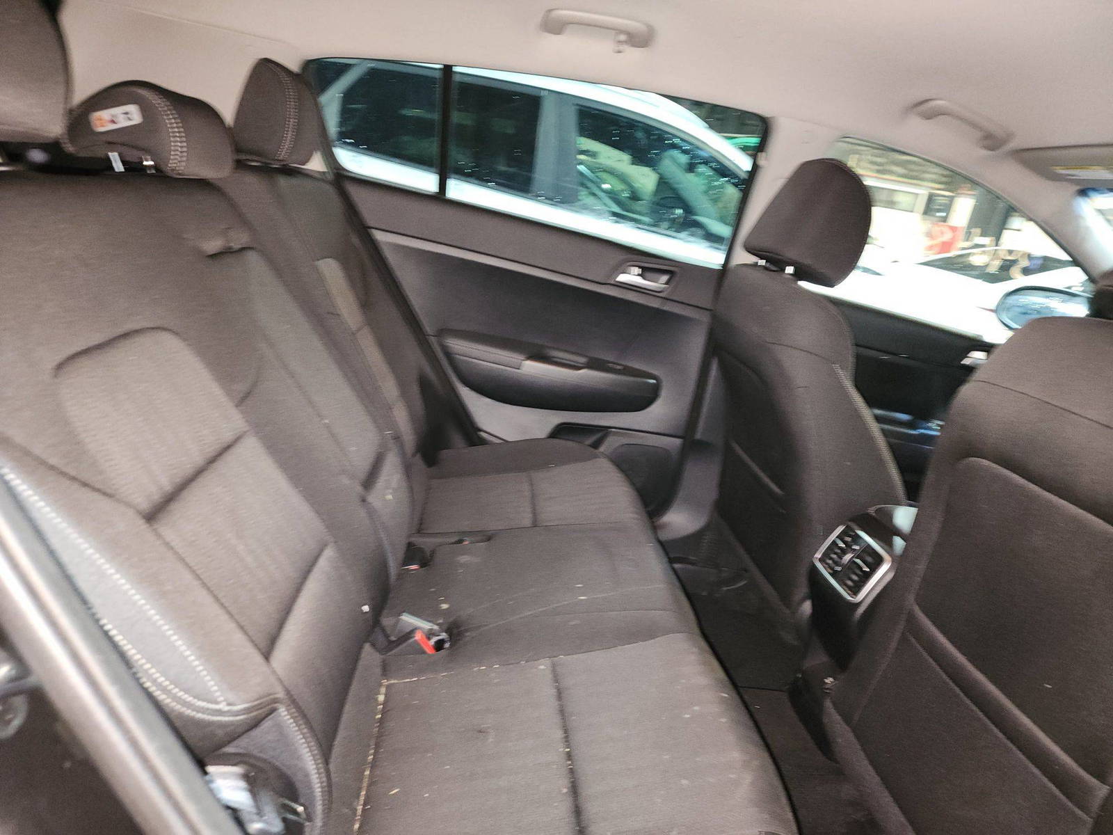 2020 KIA SPORTAGE — 108393 Miles — Lot 47604 — Al Quoz - Marhaba Auctions Used Cars - Image 8
