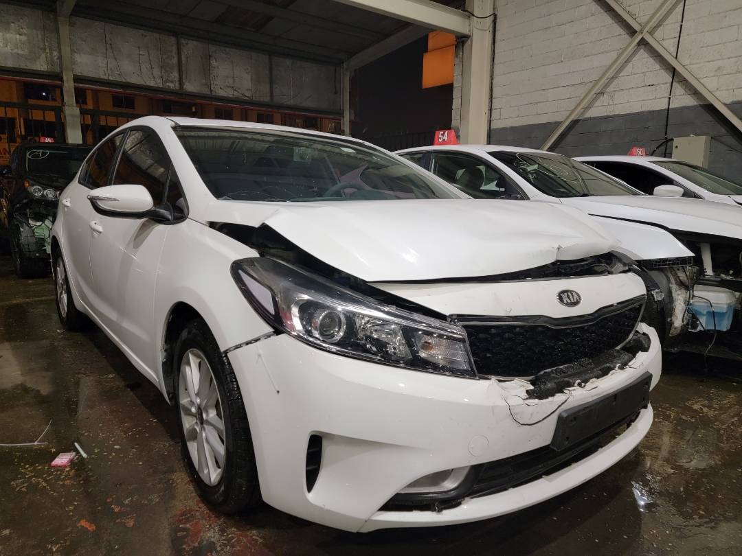 2017 KIA K3 — 79753 KM — Lot A667006 — Main - Marhaba Auctions Used Cars - Image 4