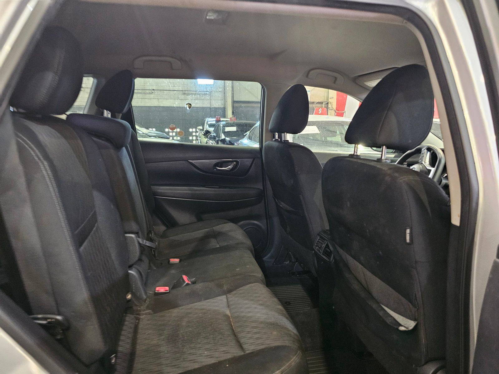 NISSAN ROGUE 2018 - Marhaba Auction Used Cars - Image 5