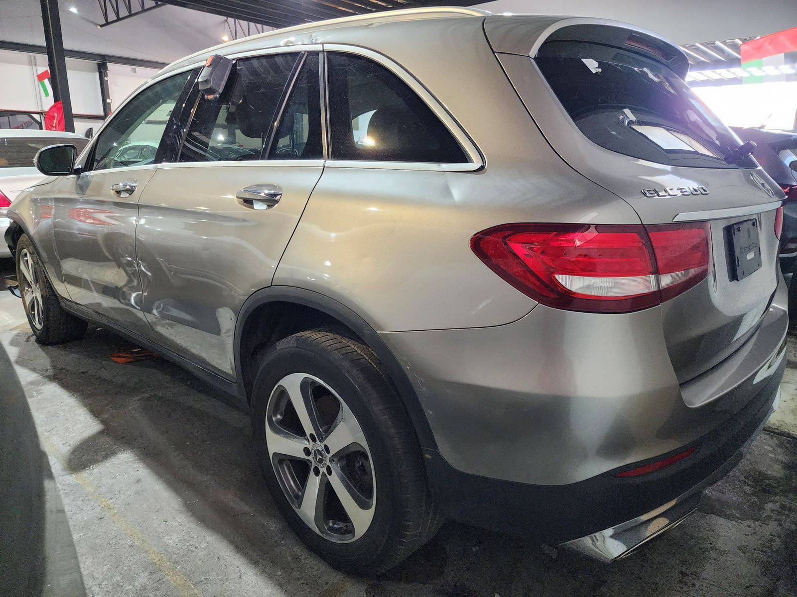 2019 MERCEDES BENZ GLC-300 — 148680 Miles — Lot 215478 — Main - Marhaba Auctions Used Cars - Image 5