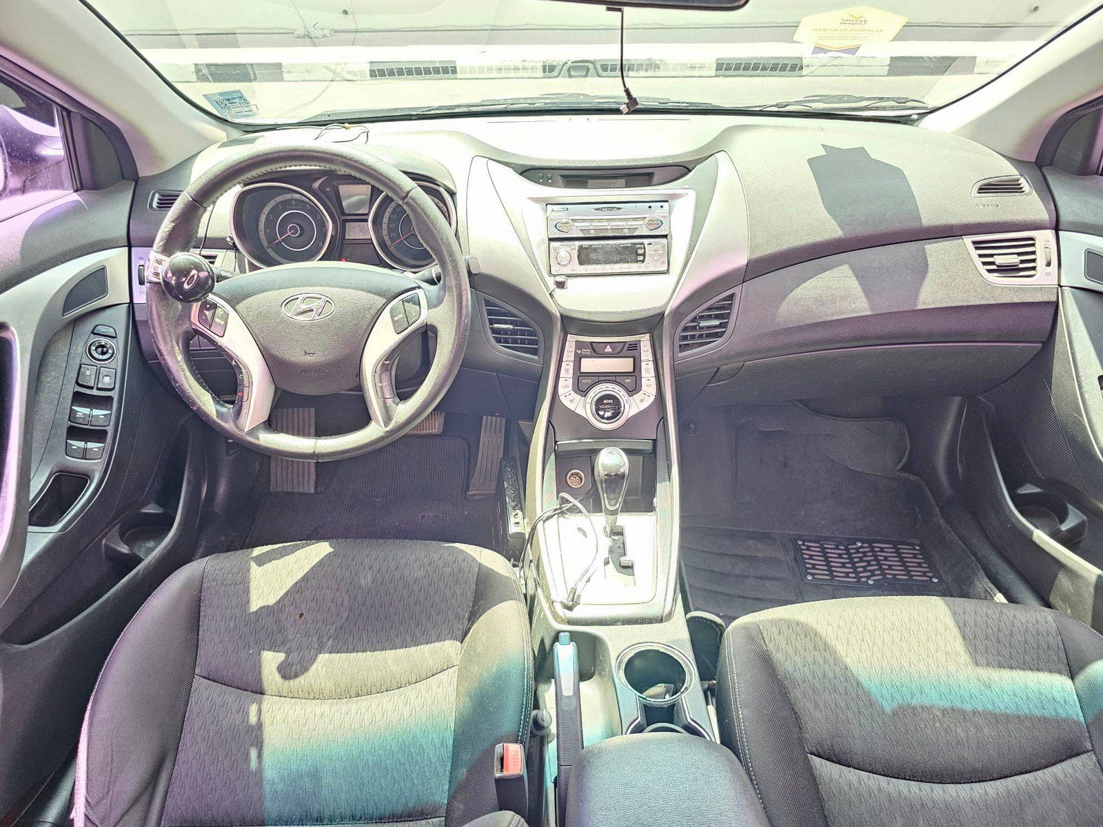 2012 HYUNDAI AVANTE — 175184 KM — Lot 211548 — Souq - Marhaba Auctions Used Cars - Image 7