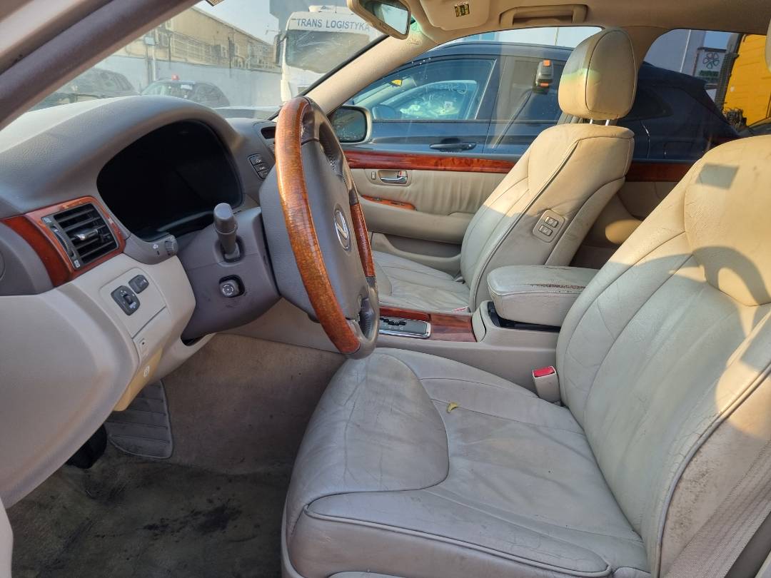2002 LEXUS LS 430 — 212527 Miles — Lot 40187321 — Ind. 12 - Marhaba Auctions Used Cars - Image 8