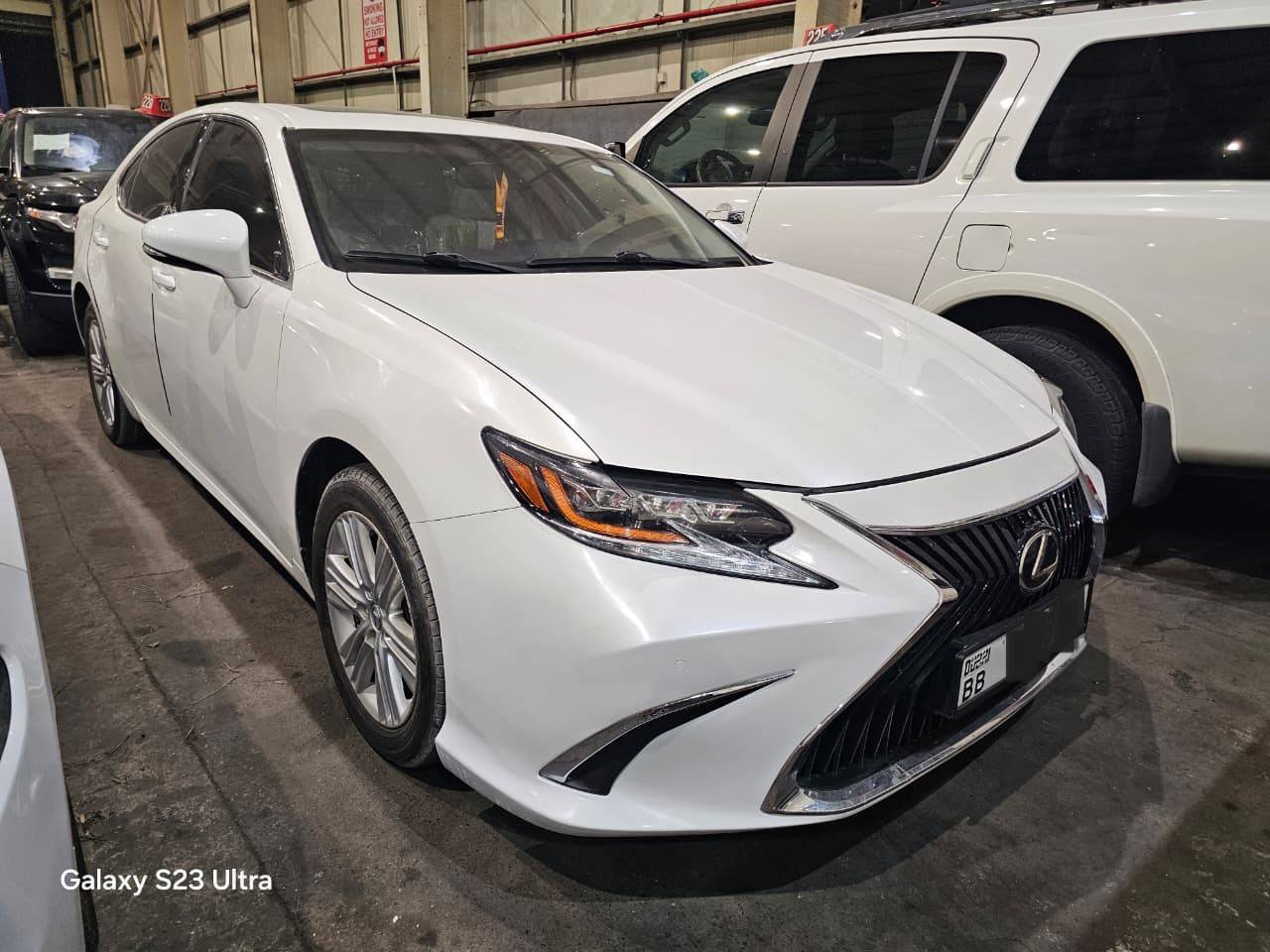 2015 LEXUS ES 350 — 111867 Miles — Lot F2161779 — Main - Marhaba Auctions Used Cars - Image 3