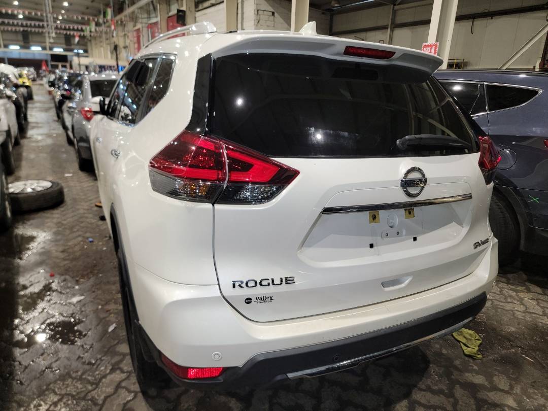 2019 NISSAN ROGUE — 109297 Miles — Lot 37487975 - Marhaba Auctions Used Cars - Image 4