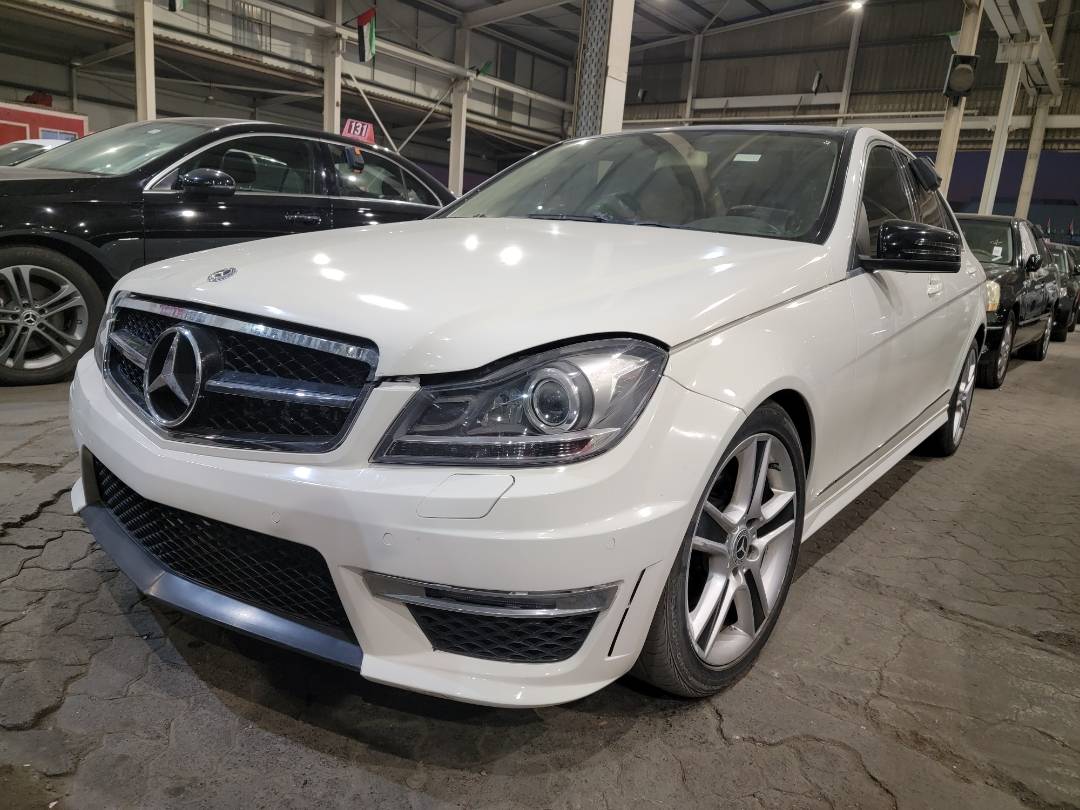 2011 MERCEDES BENZ C300 — 142983 Miles — Lot R141763 — Main - Marhaba Auctions Used Cars - Image 5
