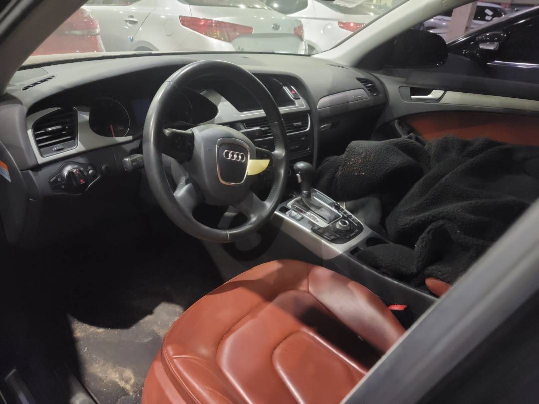 2009 AUDI A4 — 120590 KM — Lot N066657 — UMM RAMOOL - Marhaba Auctions Used Cars - Image 8
