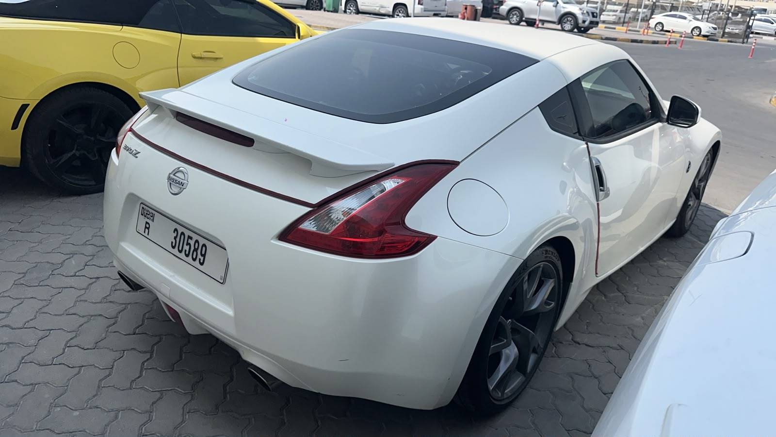 2016 NISSAN 370Z BASE — 96321 KM — Lot M250248 — Souq - Marhaba Auctions Used Cars - Image 5