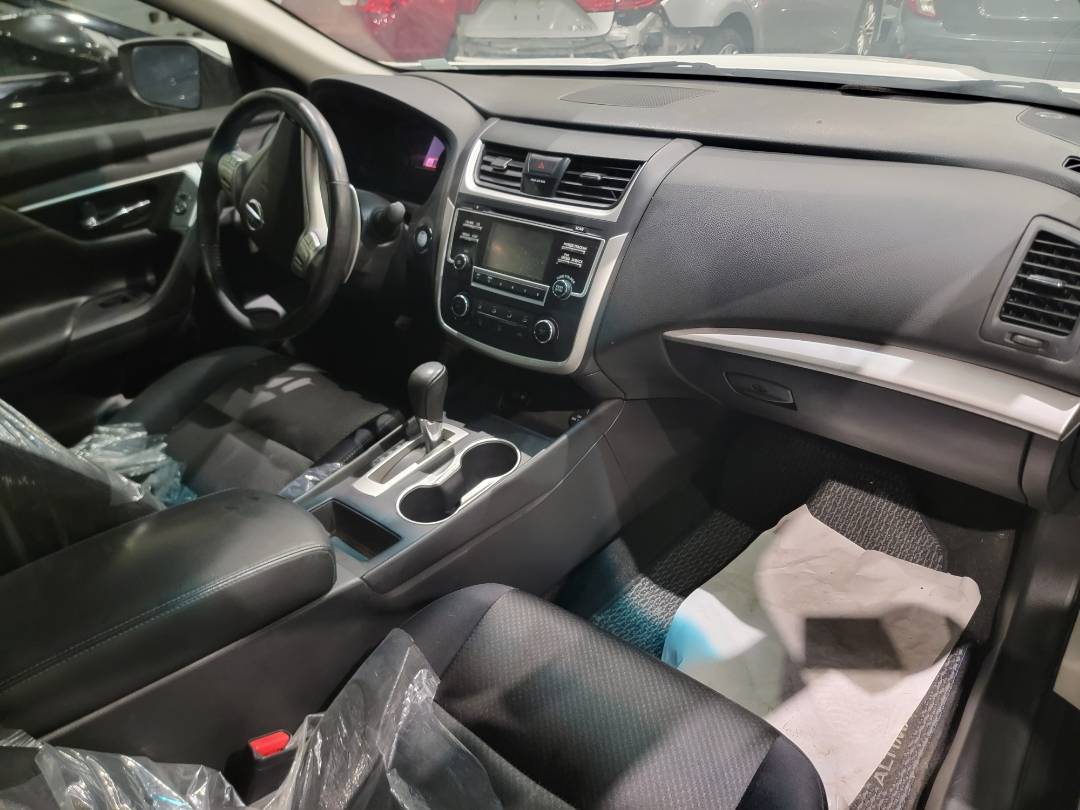 2017 NISSAN ALTIMA — 125233 Miles — Lot 34993412 - Marhaba Auctions Used Cars - Image 8