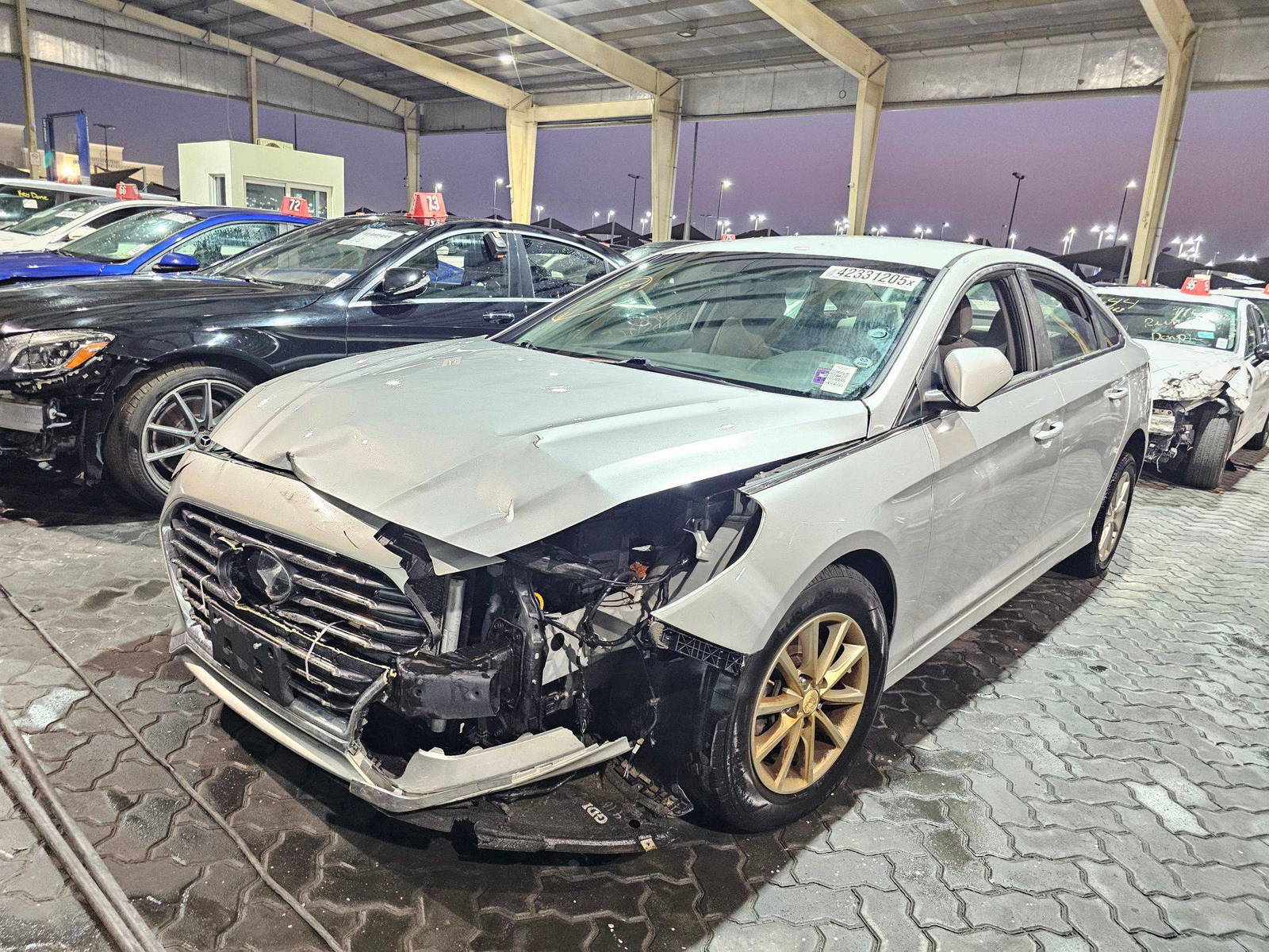 2019 HYUNDAI SONATA — 97809 Miles — Lot 42331205 — Souq - Marhaba Auctions Used Cars - Image 5
