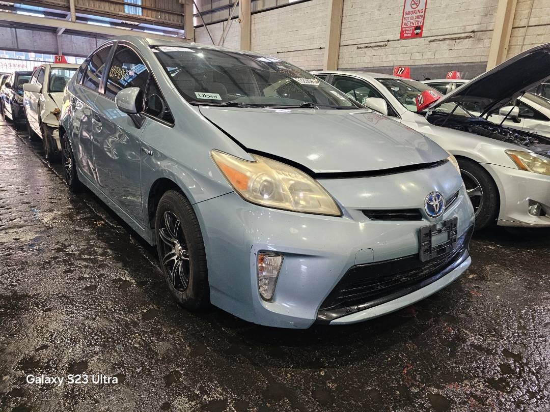 2012 TOYOTA PRIUS — 273513 Miles — Lot C5522591 — Main - Marhaba Auctions Used Cars - Image 5