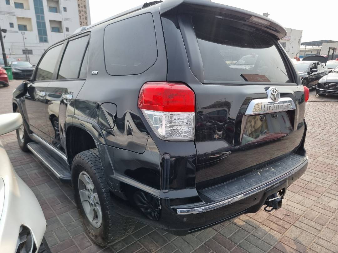 2012 TOYOTA FORTUNER — 240529 Miles — Lot 14587 — Ind. 12 - Marhaba Auctions Used Cars - Image 4