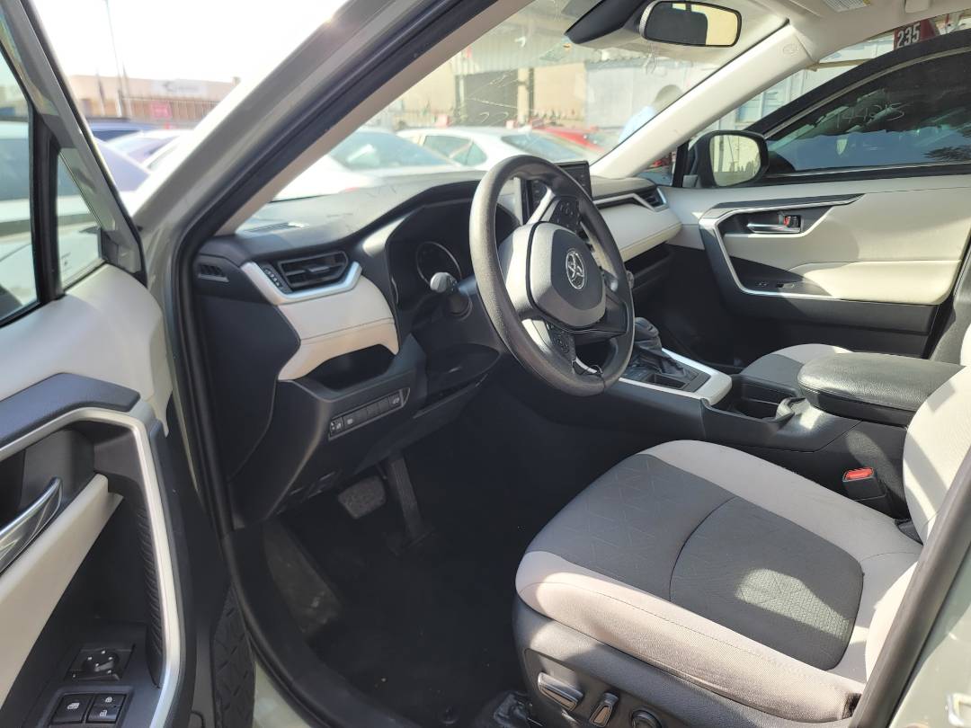 2019 TOYOTA RAV4 — 45361 Miles — Lot KW046555 — Main - Marhaba Auctions Used Cars - Image 6