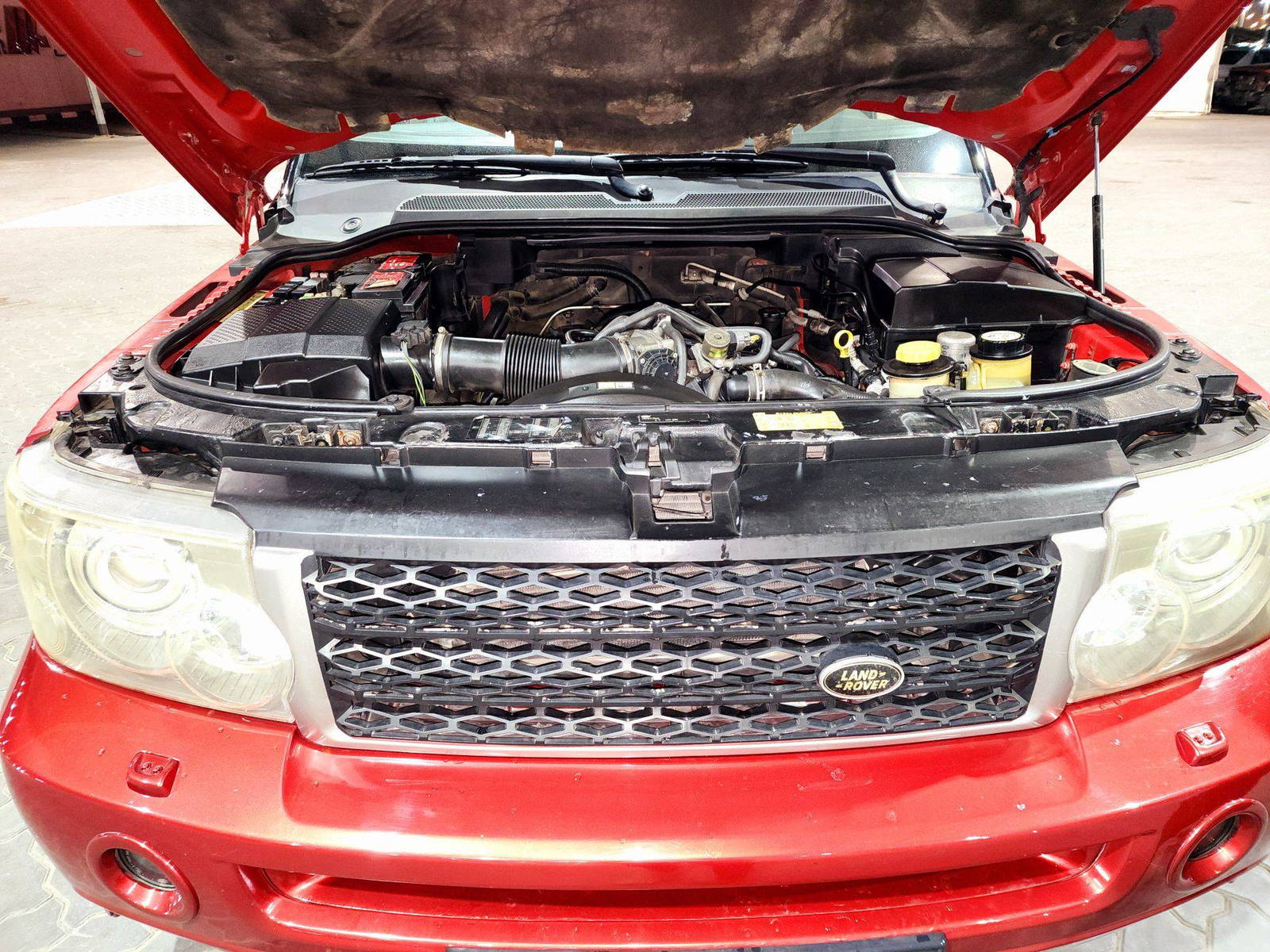 2008 RANGE ROVER SPORT — 262343 KM — Lot 126510 — Souq - Marhaba Auctions Used Cars - Image 14