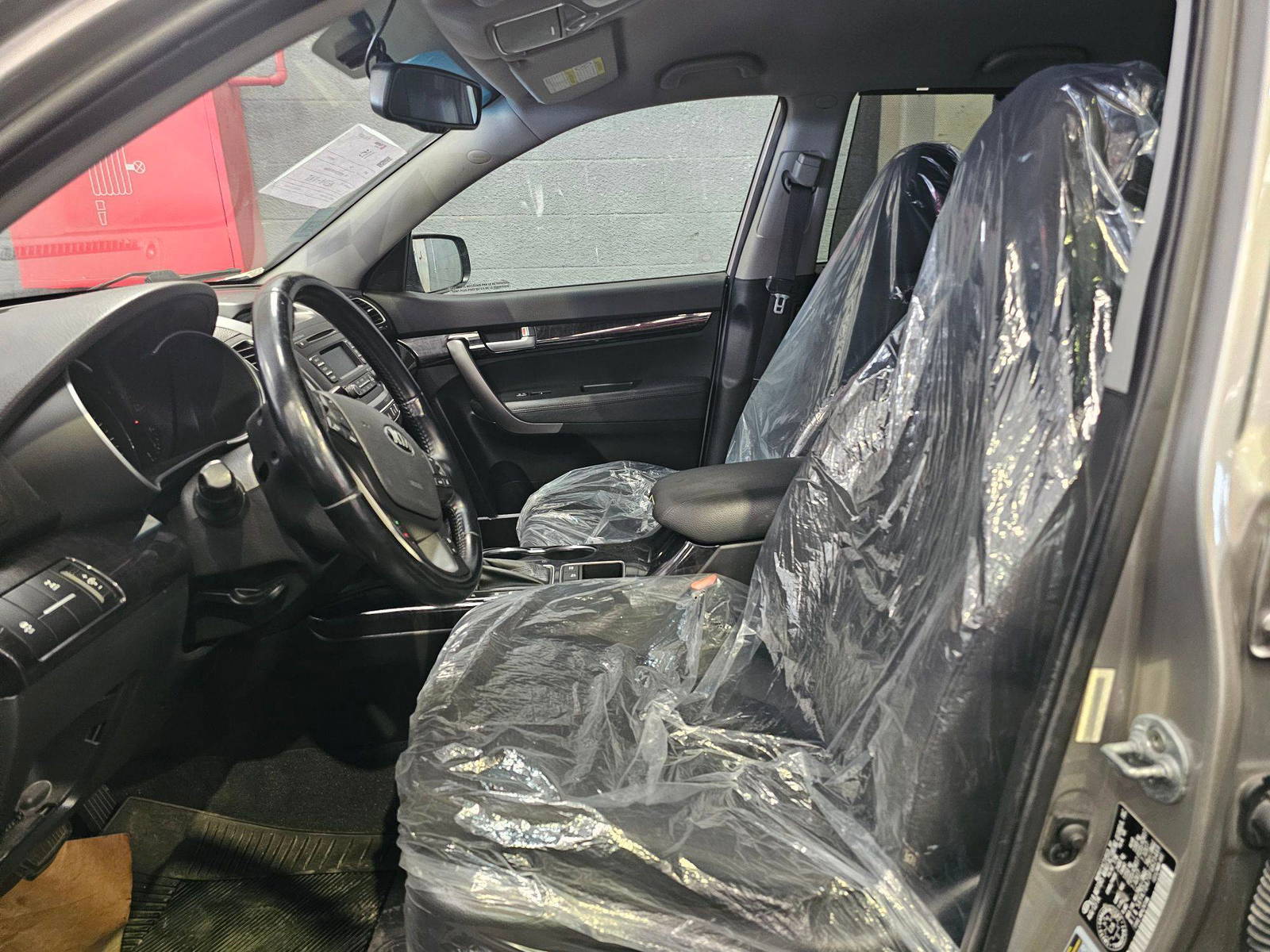 KIA SORENTO 2015 - Marhaba Auction Used Cars - Image 9