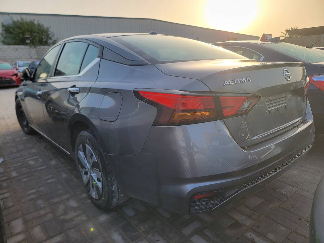 2019 NISSAN ALTIMA — 72386 Miles — Lot 74484103 - Marhaba Auctions Used Cars - Image 3