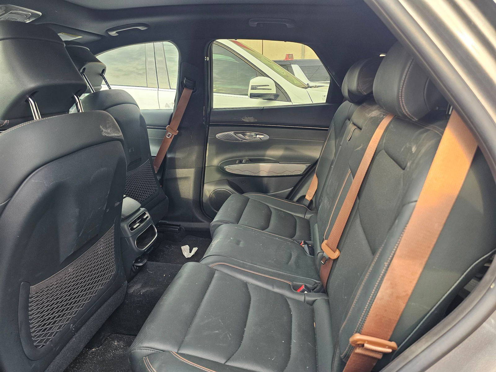 GENESIS GV70 2022 - Marhaba Auction Used Cars - Image 11