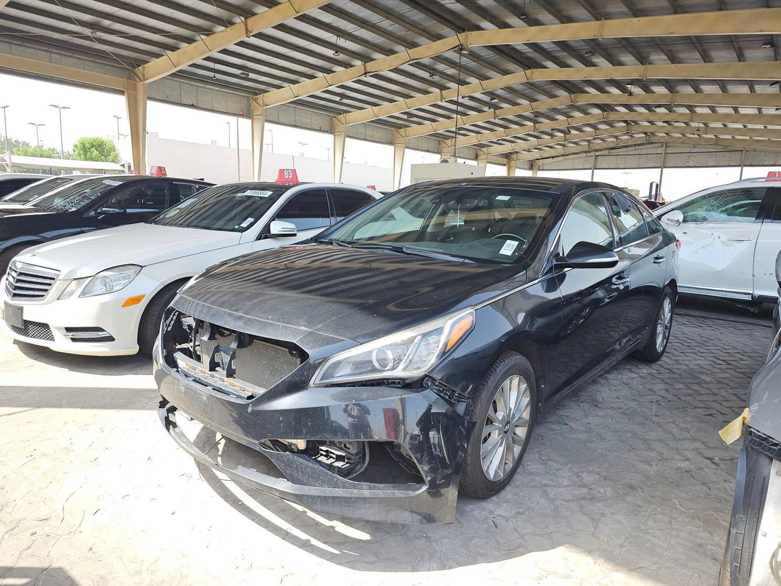 2015 HYUNDAI SONATA — 127934 KM — Lot 12233009 — Souq - Marhaba Auctions Used Cars - Image 5