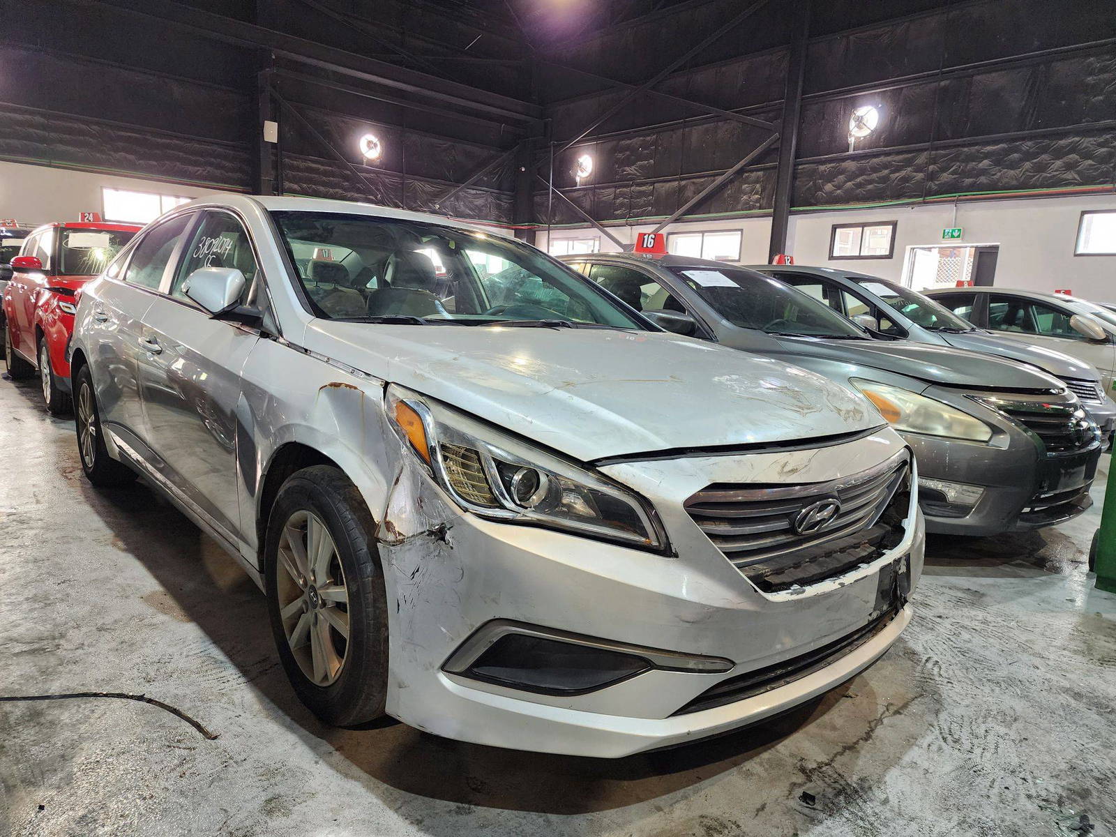 2017 HYUNDAI SONATA — 89123 Miles — Lot 38092074 — Al Quoz - Marhaba Auctions Used Cars - Image 6